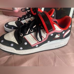 Hello Kitty Forum Low sneakers W9